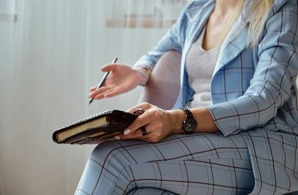 Découvrez l'expertise d'un psychologue spécialisé en traumatisme et stress post-traumatique